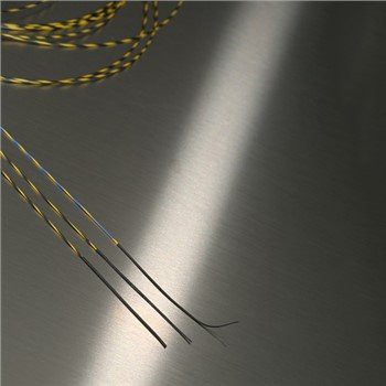 Dây hướng dẫn tiết niệu dùng một lần