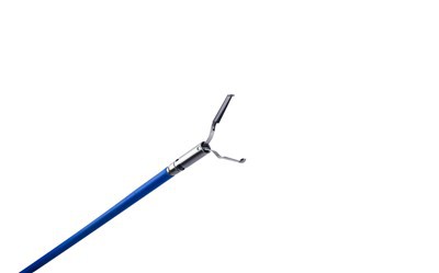 Hemoclip uốn cong dùng một lần
